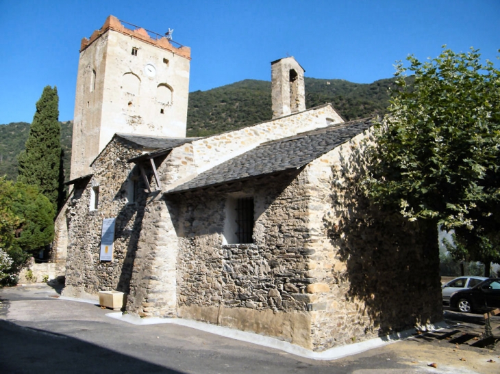 L'église de Serdinya 66360