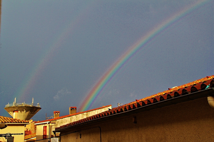 ARC EN CIEL sur le chateau d eau ! - Villelongue-de-la-Salanque