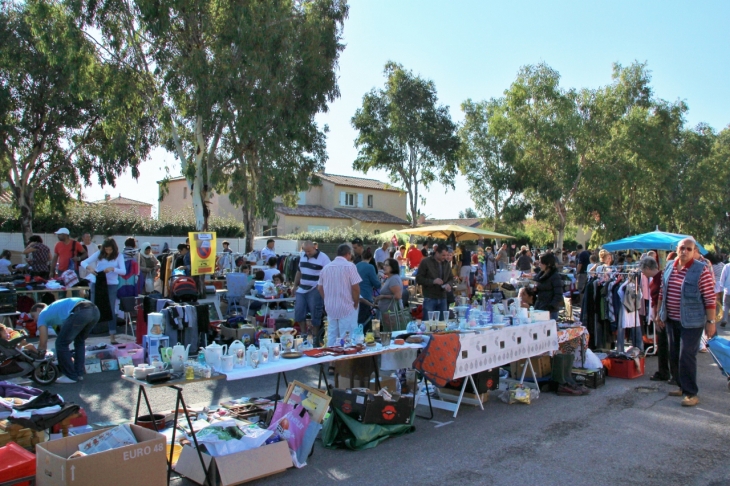 Vide grenier   - Villelongue-de-la-Salanque