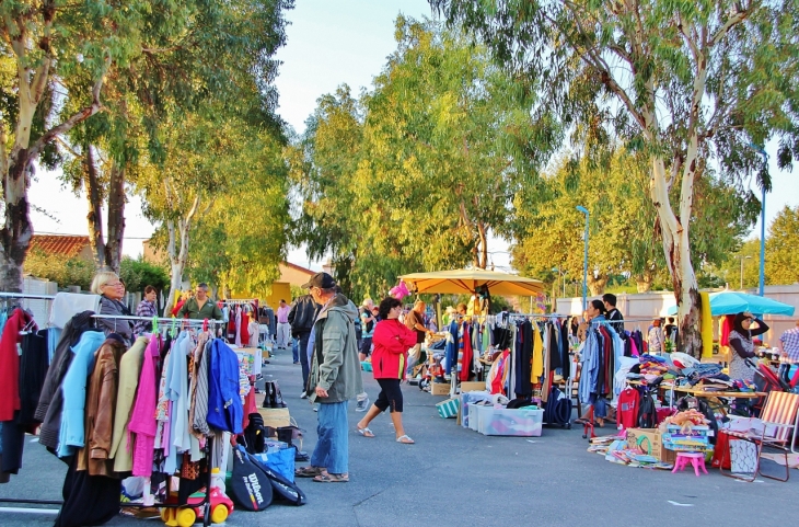 Vide grenier - Villelongue-de-la-Salanque