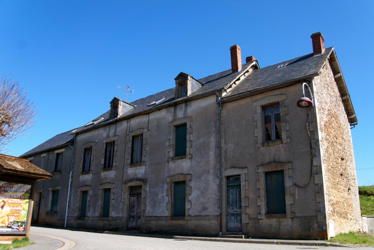 Maison du village. - Aix