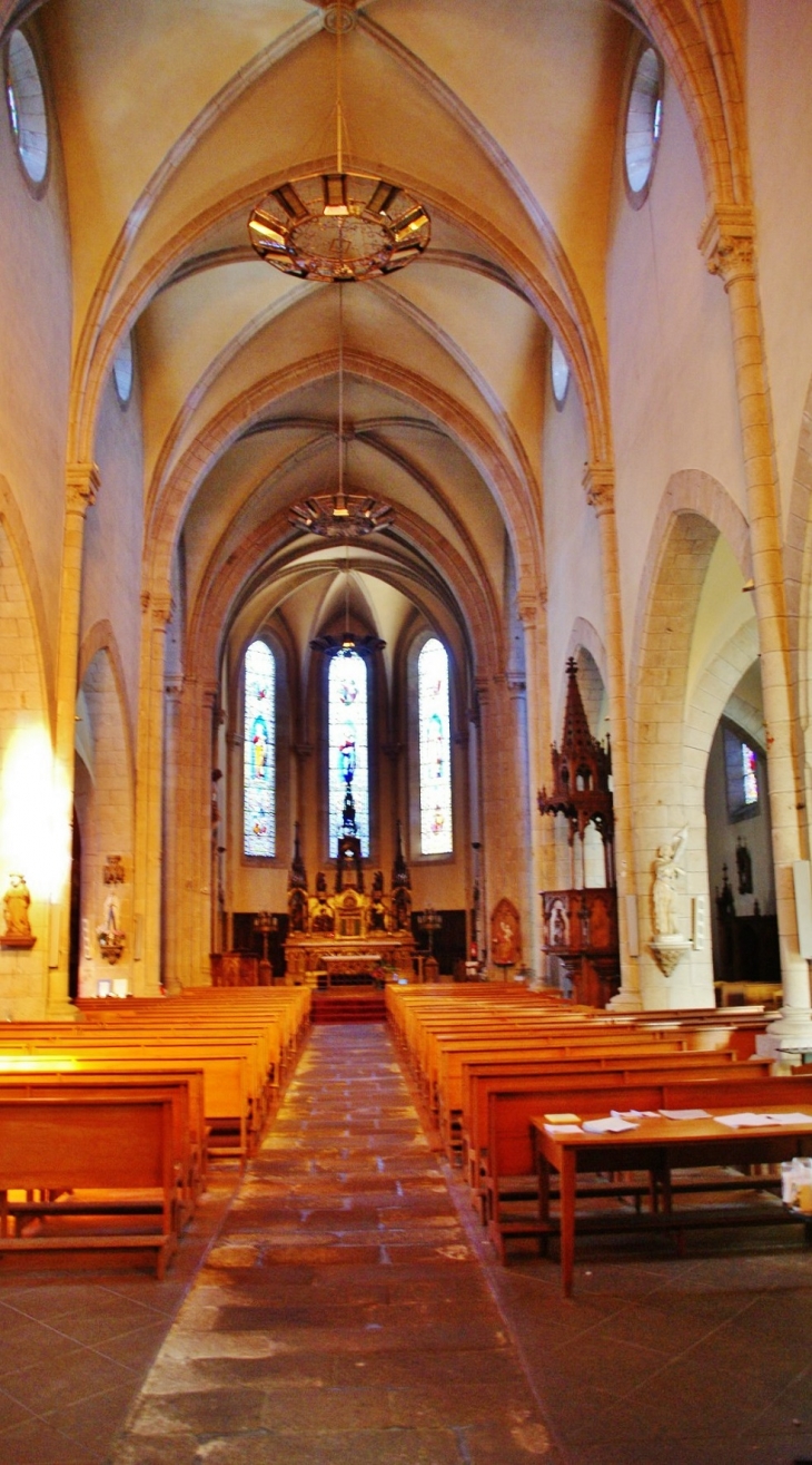 église St Pierre - Argentat