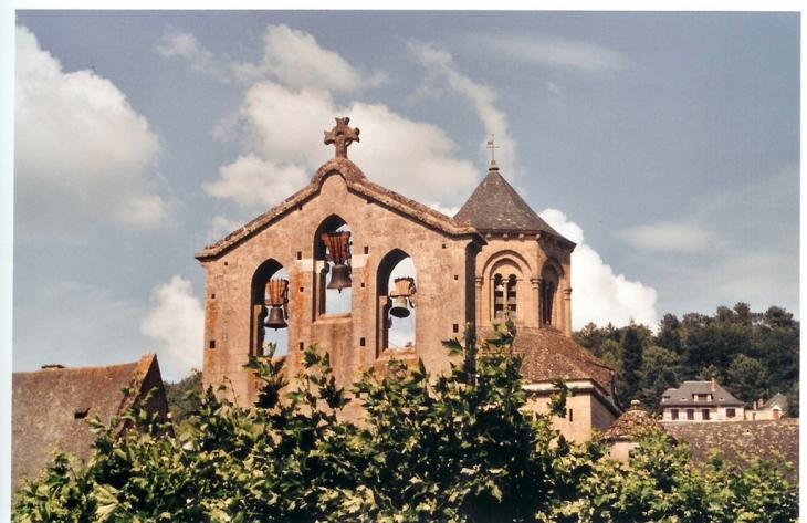 église romane - Aubazines