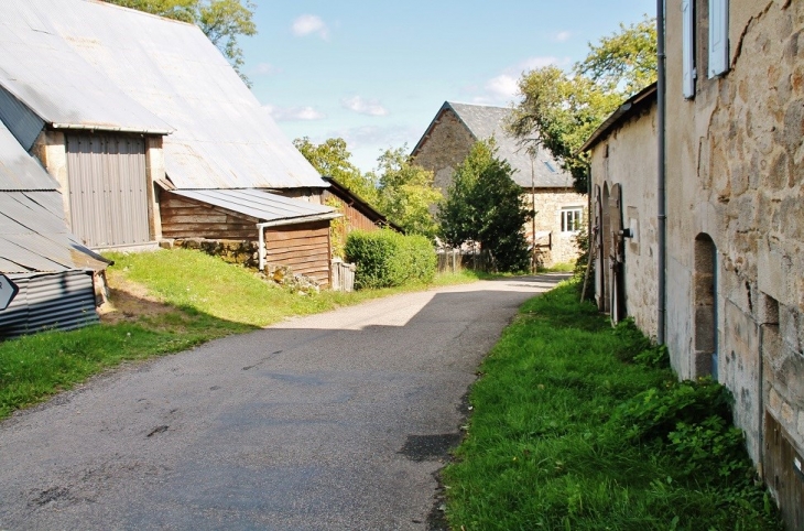 Le Village - Auriac