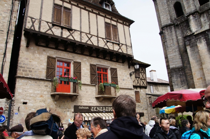 A la Fête de la Fraise. - Beaulieu-sur-Dordogne