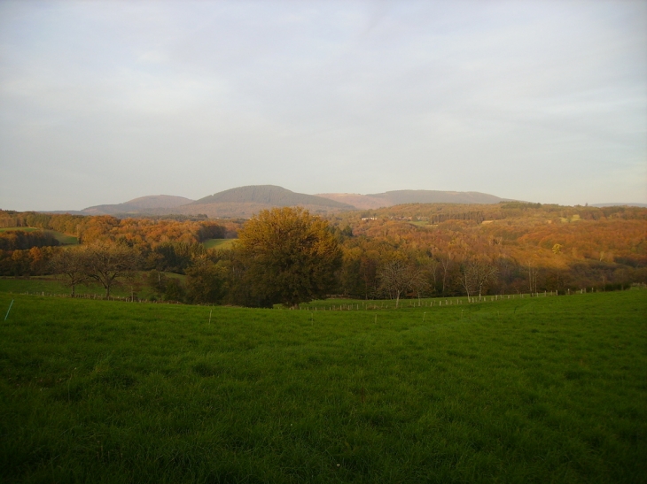 Les Monédieres vues de Blancherie - Beaumont