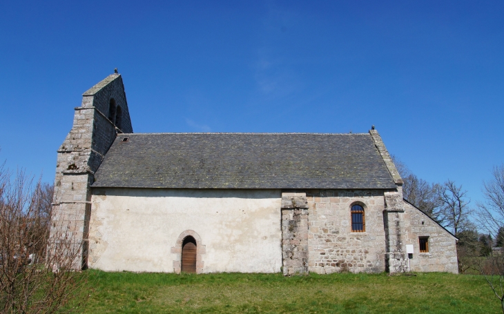 Façade laterale sud. - Bellechassagne