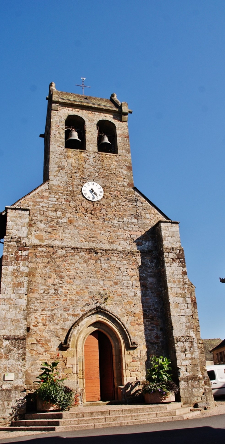 église St Pierre - Beynat