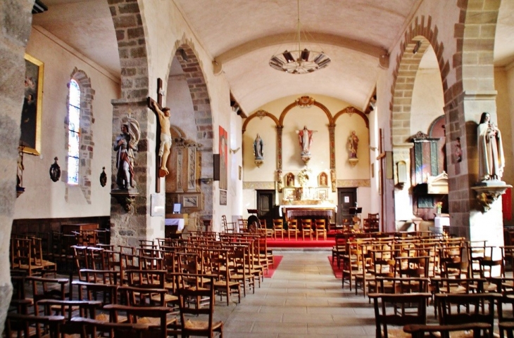 église St Pierre - Beynat