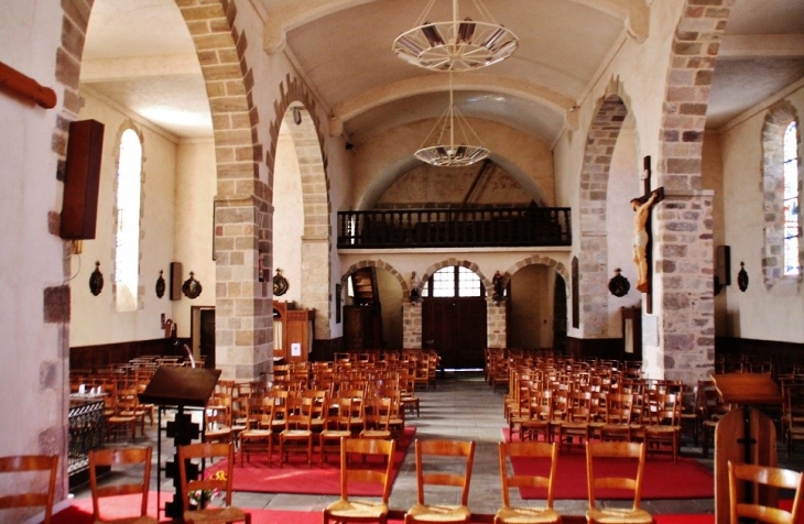 église St Pierre - Beynat