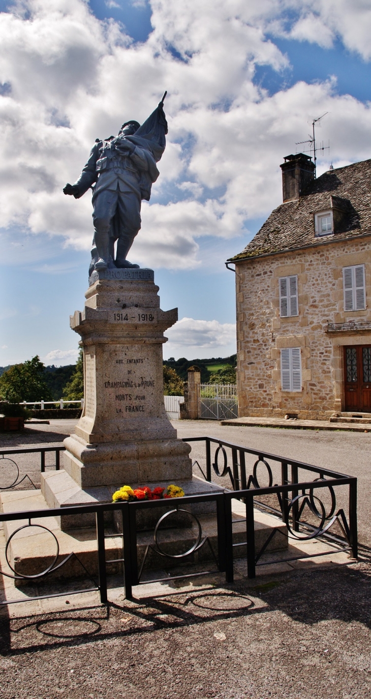 Monument-aux-Morts - Champagnac-la-Prune