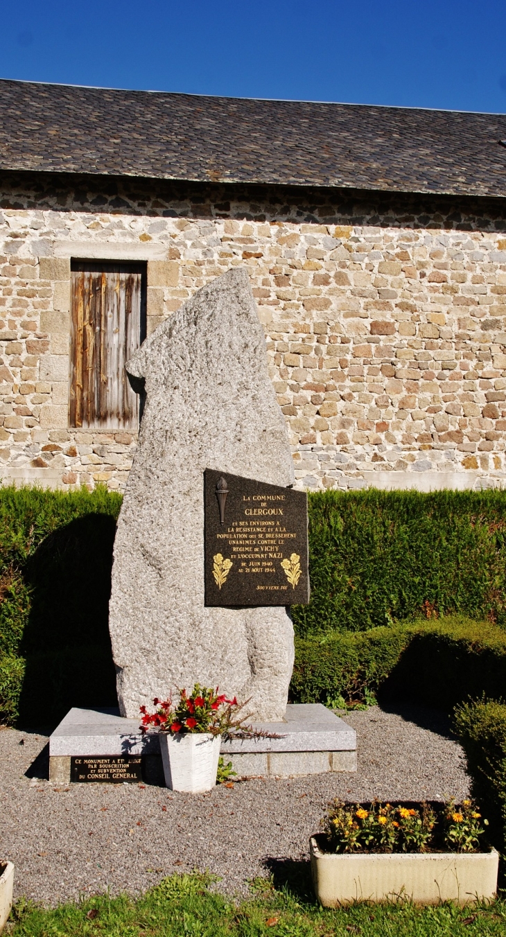 Monument-aux-Morts - Clergoux