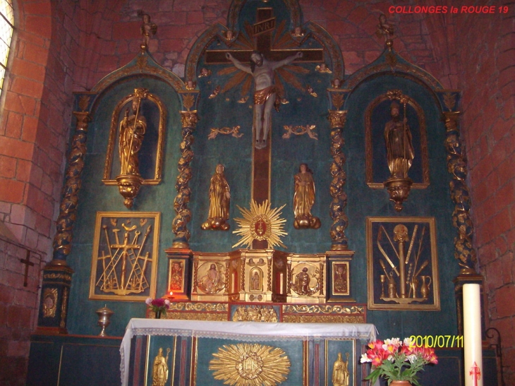 Retable dans l'Eglise - Collonges-la-Rouge