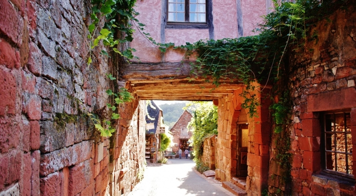 Le Village - Collonges-la-Rouge