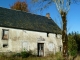 Aux alentours. Ancien Café.