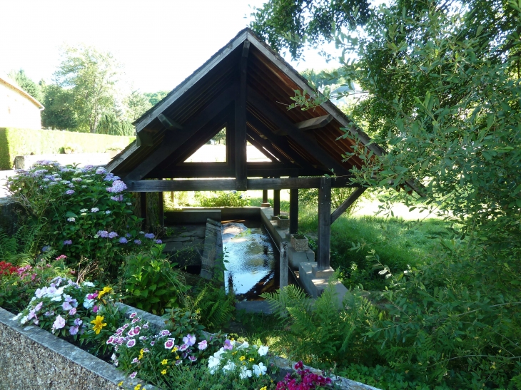 Le Lavoir. - Corrèze