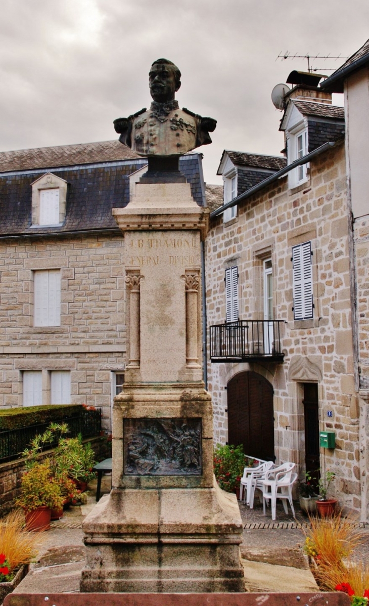 Statue - Corrèze