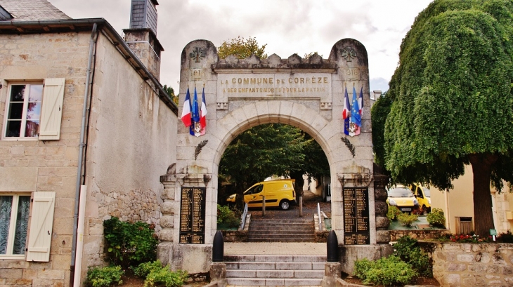 Monument-aux-Morts - Corrèze