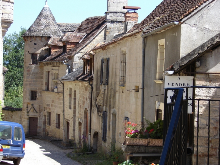 Dans les rues de Curemonte