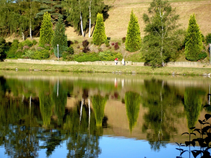 Lac du Deiro - Lac de 11ha. - Égletons