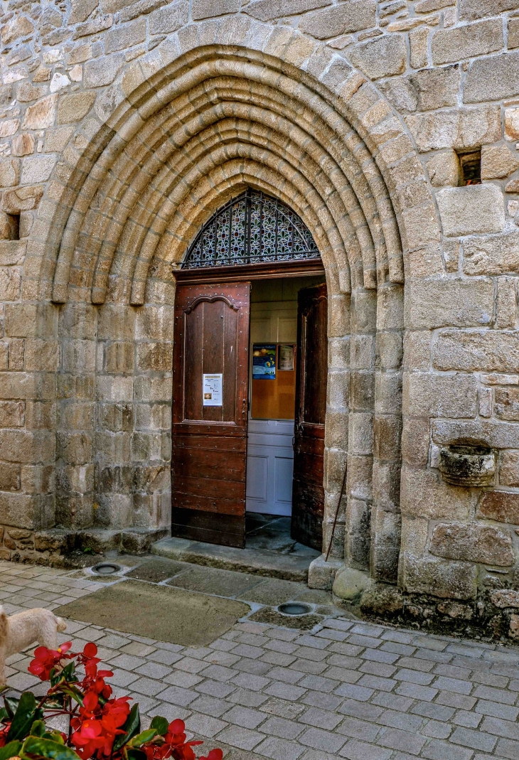 Eglise de Saint Pardoux - Gimel-les-Cascades