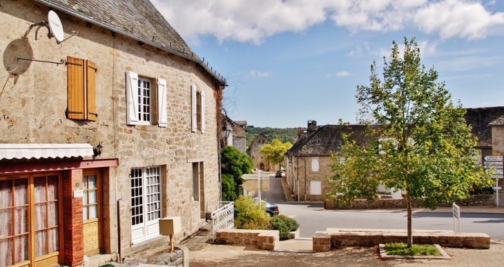 Le Village - La Roche-Canillac