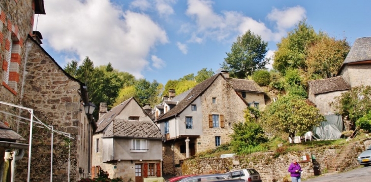 Le Village - La Roche-Canillac