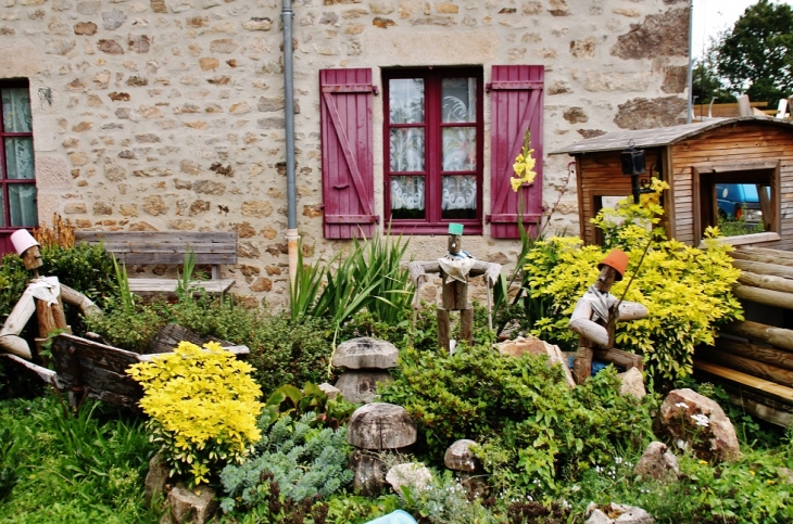 Le Village - Lamazière-Basse