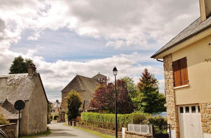 Le Village - Lamazière-Basse