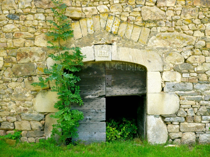 Détail de la porte de la Grange - Lapleau