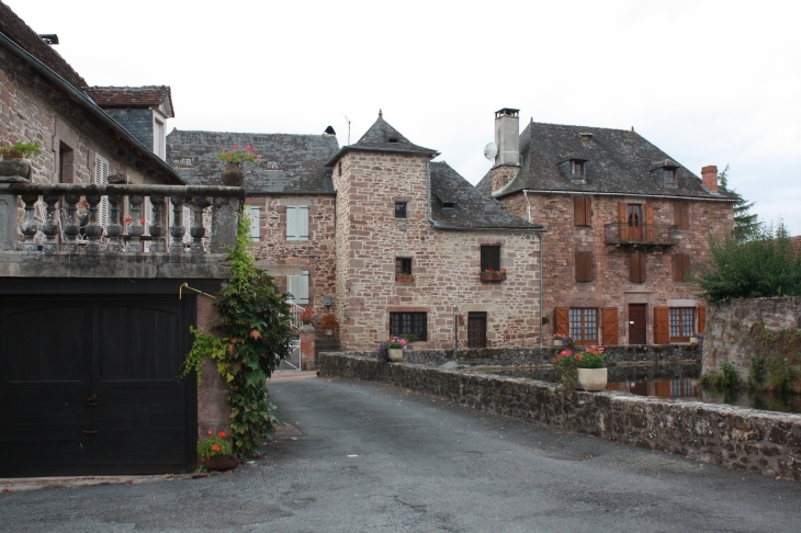 Le Pescher maisons du bourg