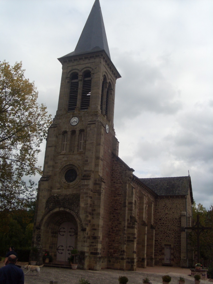 Eglise Le-Pescher - Le Pescher