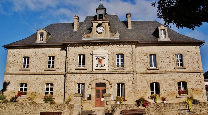 Mairie-école - Marcillac-la-Croisille