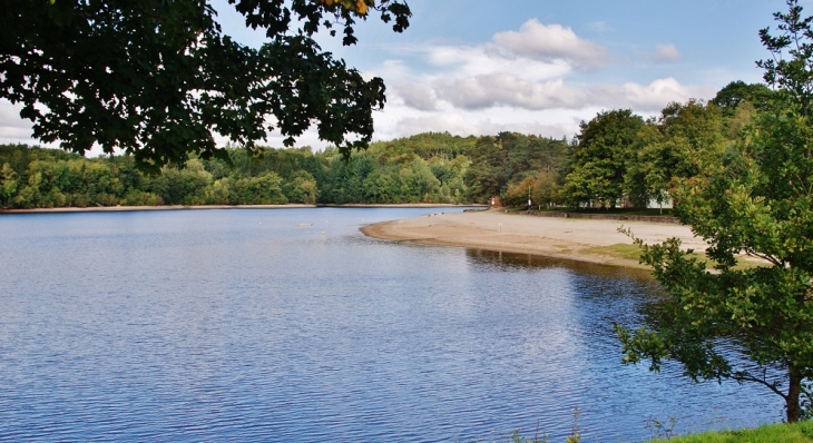 Le Lac - Marcillac-la-Croisille