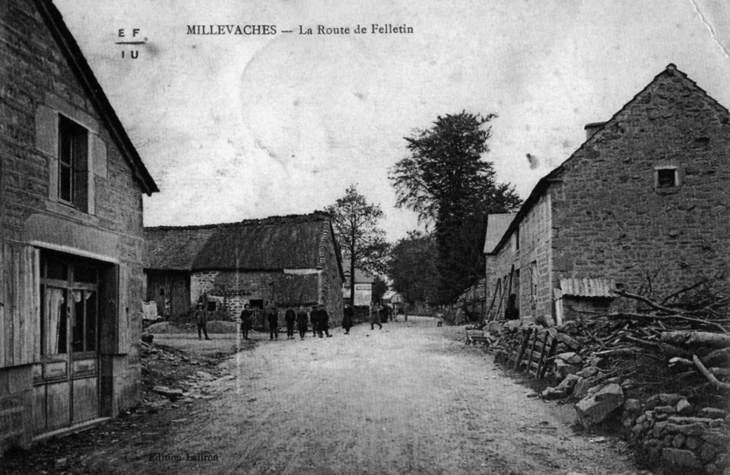 La route de Felletin, vers 1915 (carte postale ancienne). - Millevaches