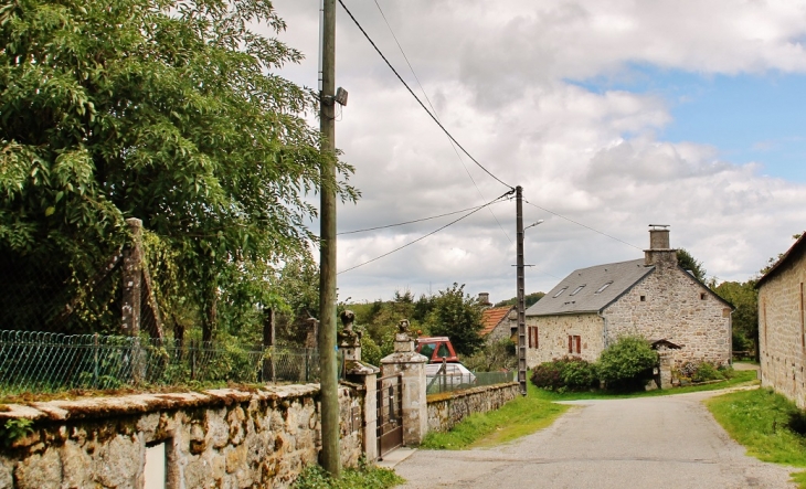 La Commune - Montaignac-Saint-Hippolyte