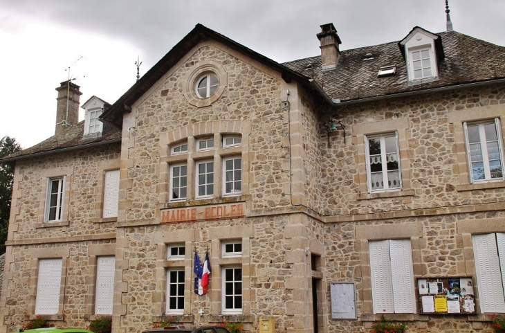 Mairie-école - Moustier-Ventadour