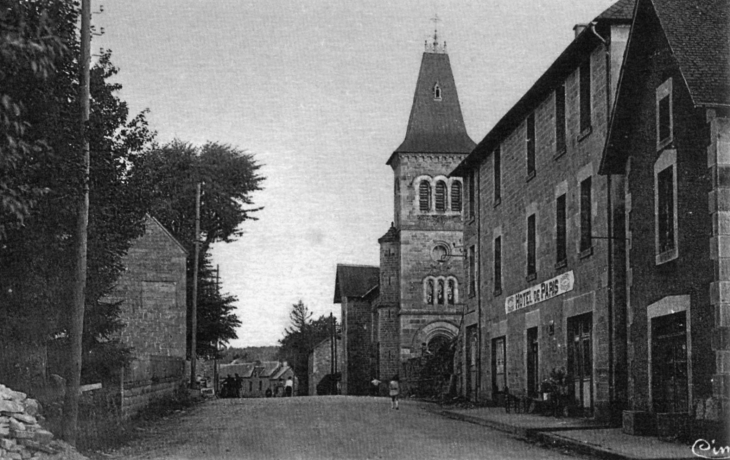 Vers 1940 (carte postale ancienne). - Pérols-sur-Vézère