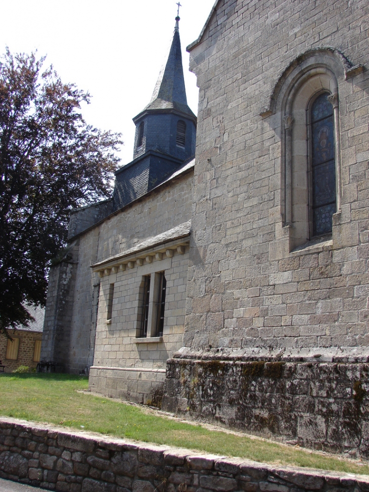 L'Eglise - Rosiers-d'Égletons