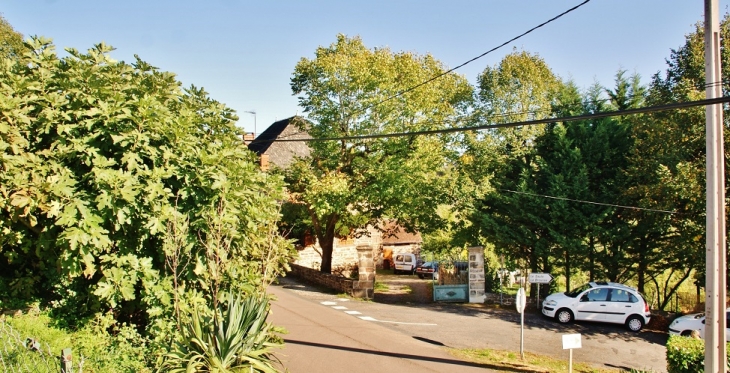 Le Village - Saint-Bazile-de-Meyssac