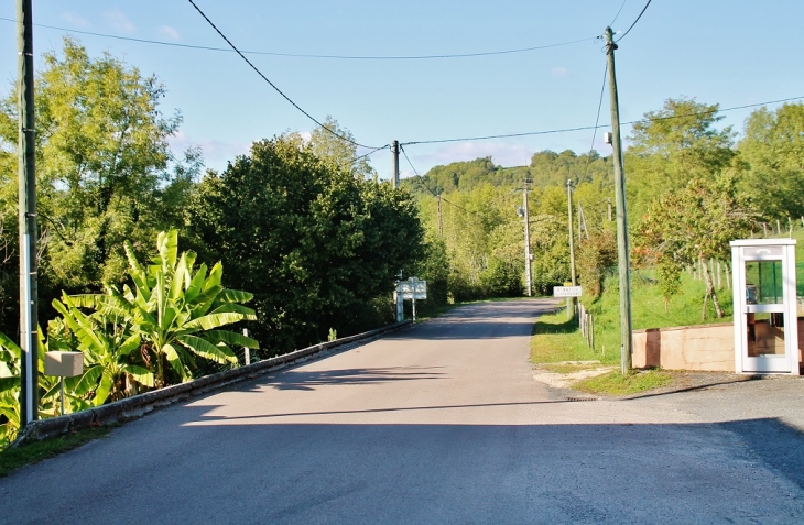 Le Village - Saint-Bazile-de-Meyssac