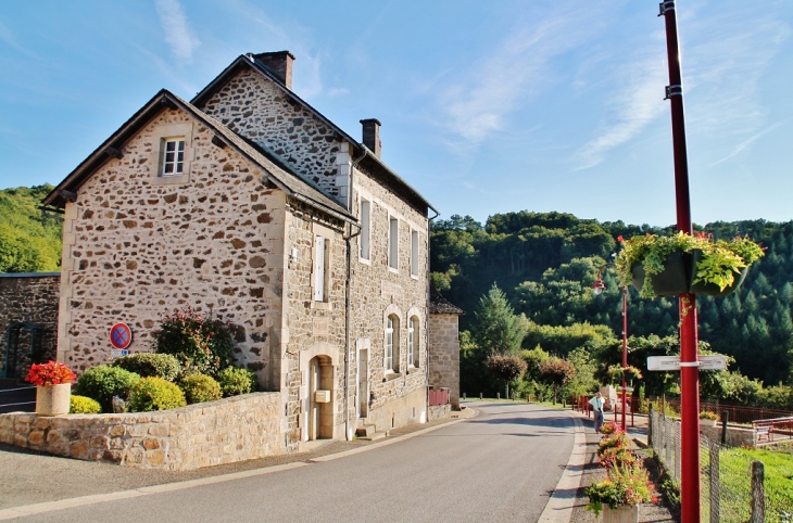 La Commune - Saint-Bonnet-Avalouze