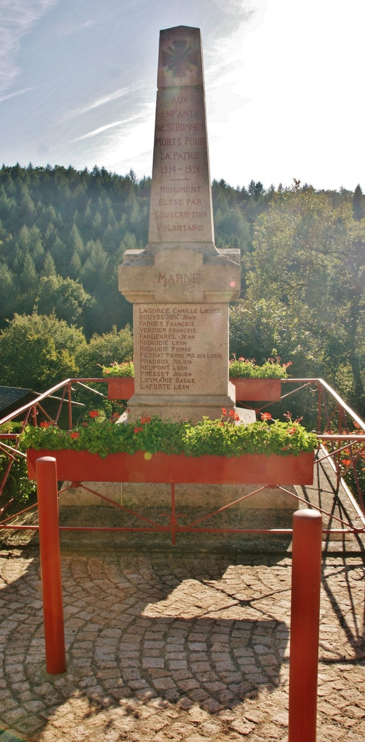 Monument-aux-Morts - Saint-Bonnet-Avalouze