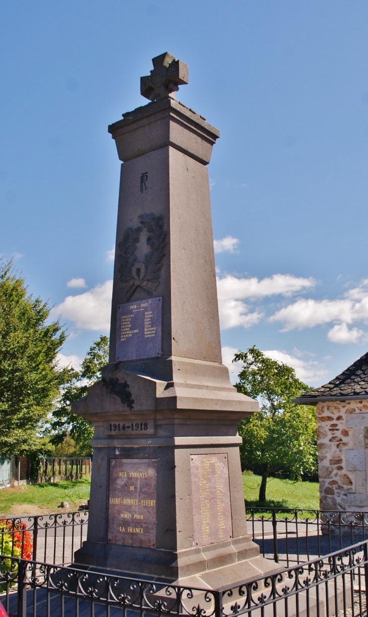 Monument-aux-Morts - Saint-Bonnet-Elvert