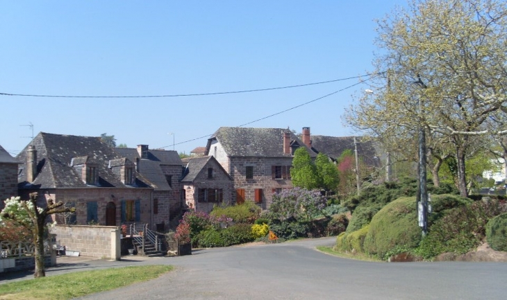 Maisons du bourg de Saint Cyr la Roche - Saint-Cyr-la-Roche