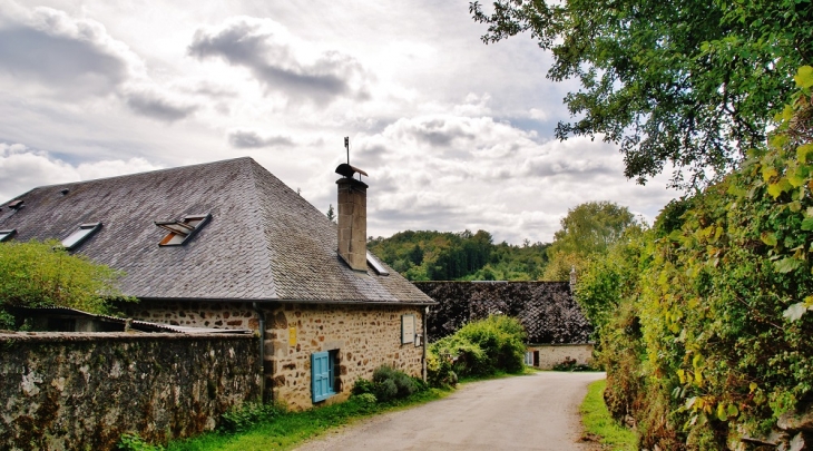 La Commune - Saint-Hilaire-Luc