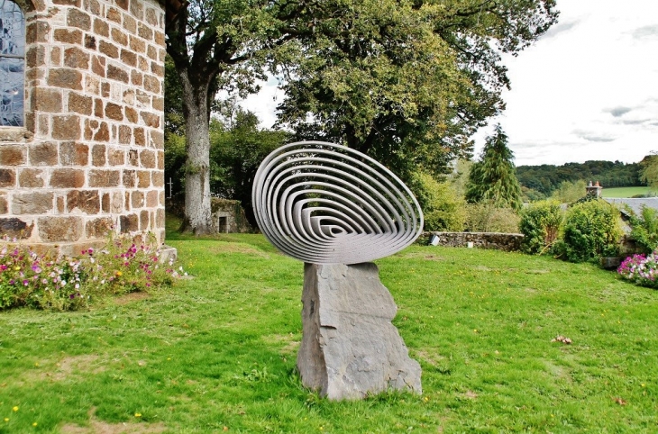 Sculpture - Saint-Hilaire-Luc