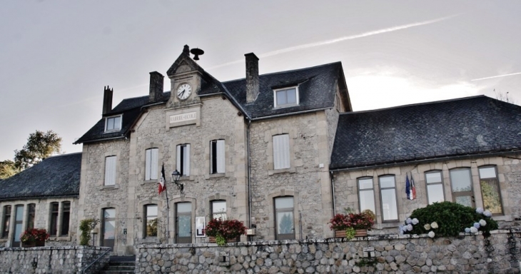 Mairie-école - Saint-Martin-la-Méanne