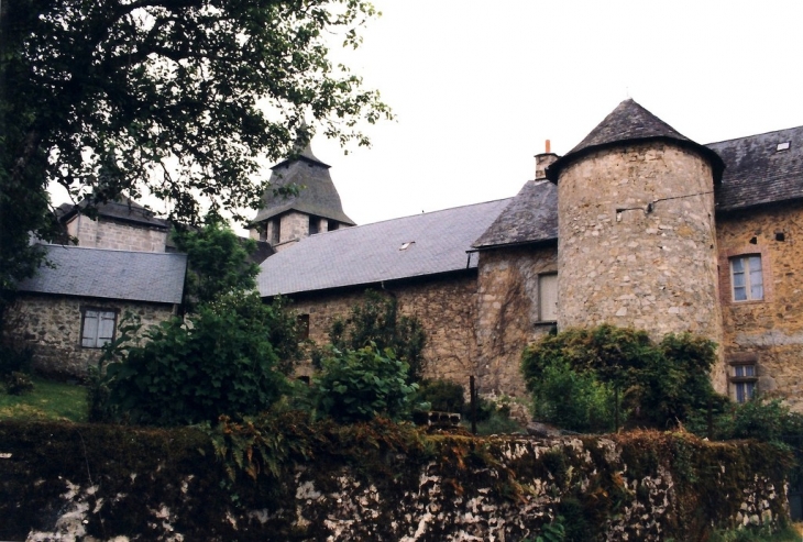 Une maison du village - Saint-Mexant