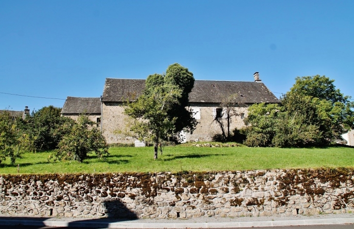 La Commune - Saint-Pardoux-la-Croisille